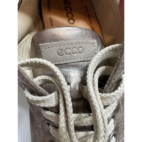 Ecco Chase II Tie in Moon Rock Metallic Sneaker - Picture 5 of 11